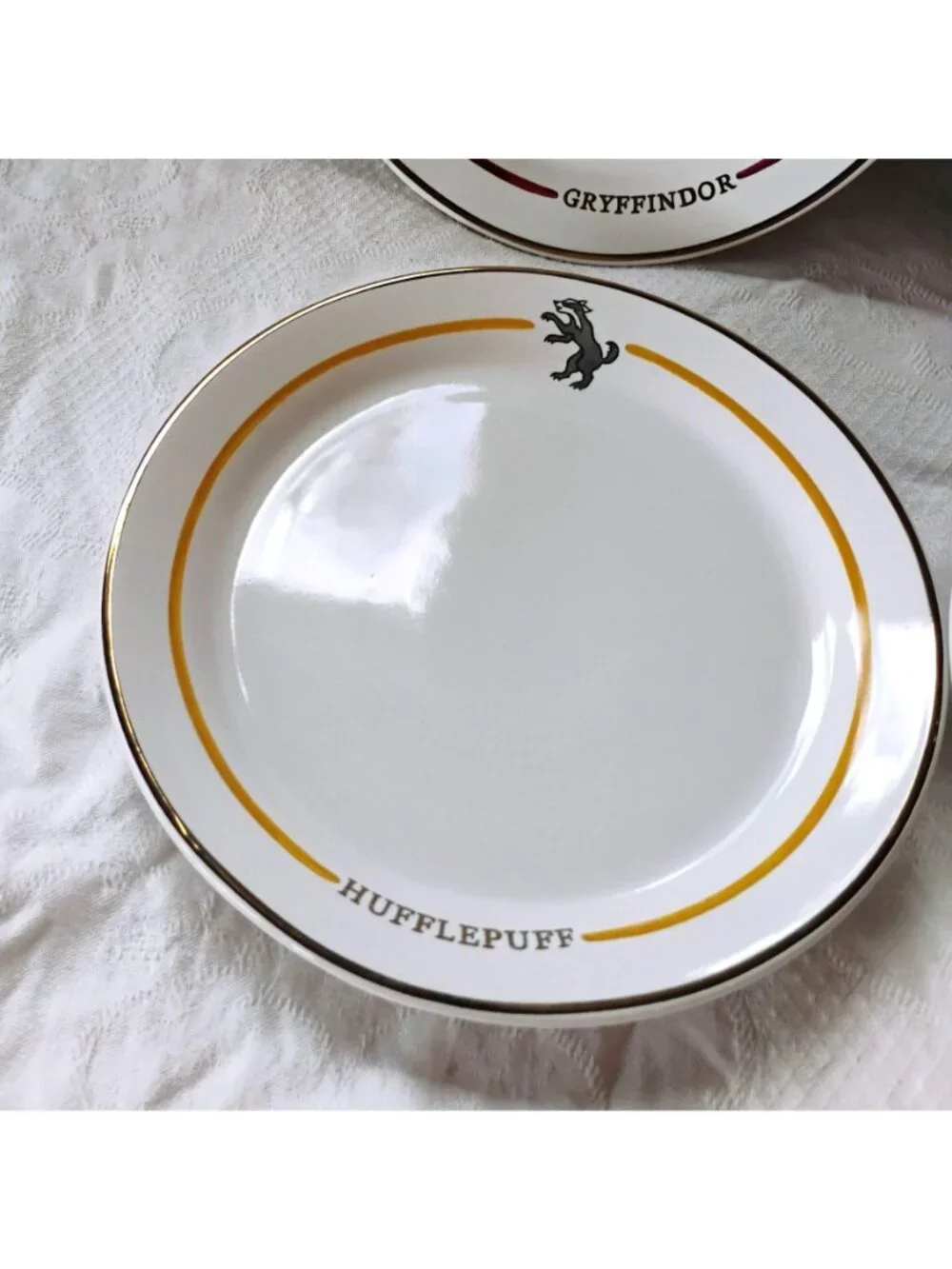 Pottery Barn Harry Potter Hogwarts Houses Stoneware Appetizer Plates Set of 4 - Picture 5 of 9